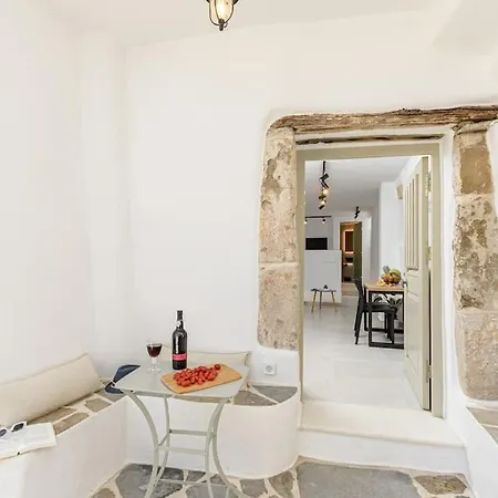 Smaragdi Boutique Ii Old Town Naxos Διαμέρισμα Naxos City