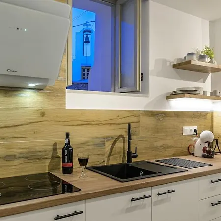 Lejlighed Smaragdi Boutique Ii Old Town Naxos *